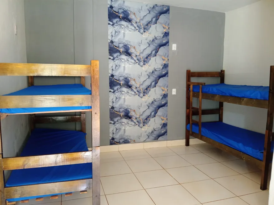 Quarto com beliches na clínica de reabilitação em Patos de Minas - MG